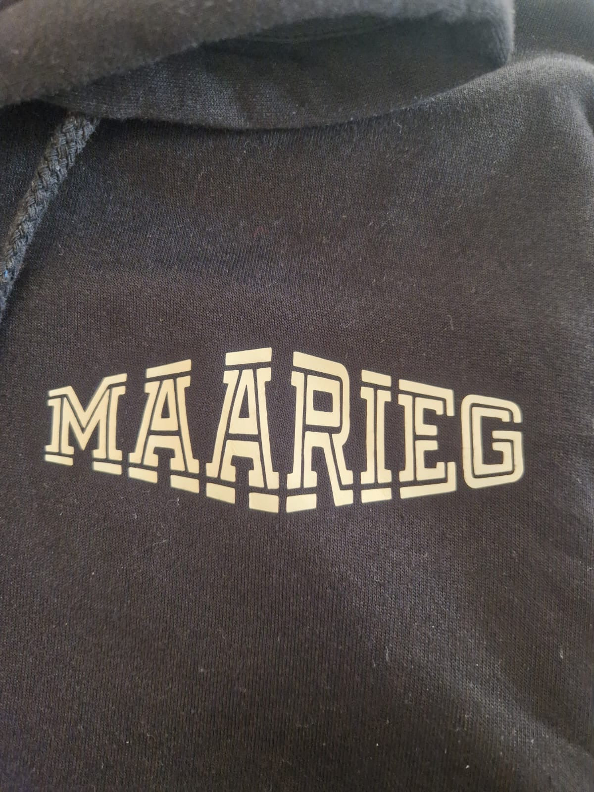 Sweat design MaarieG
