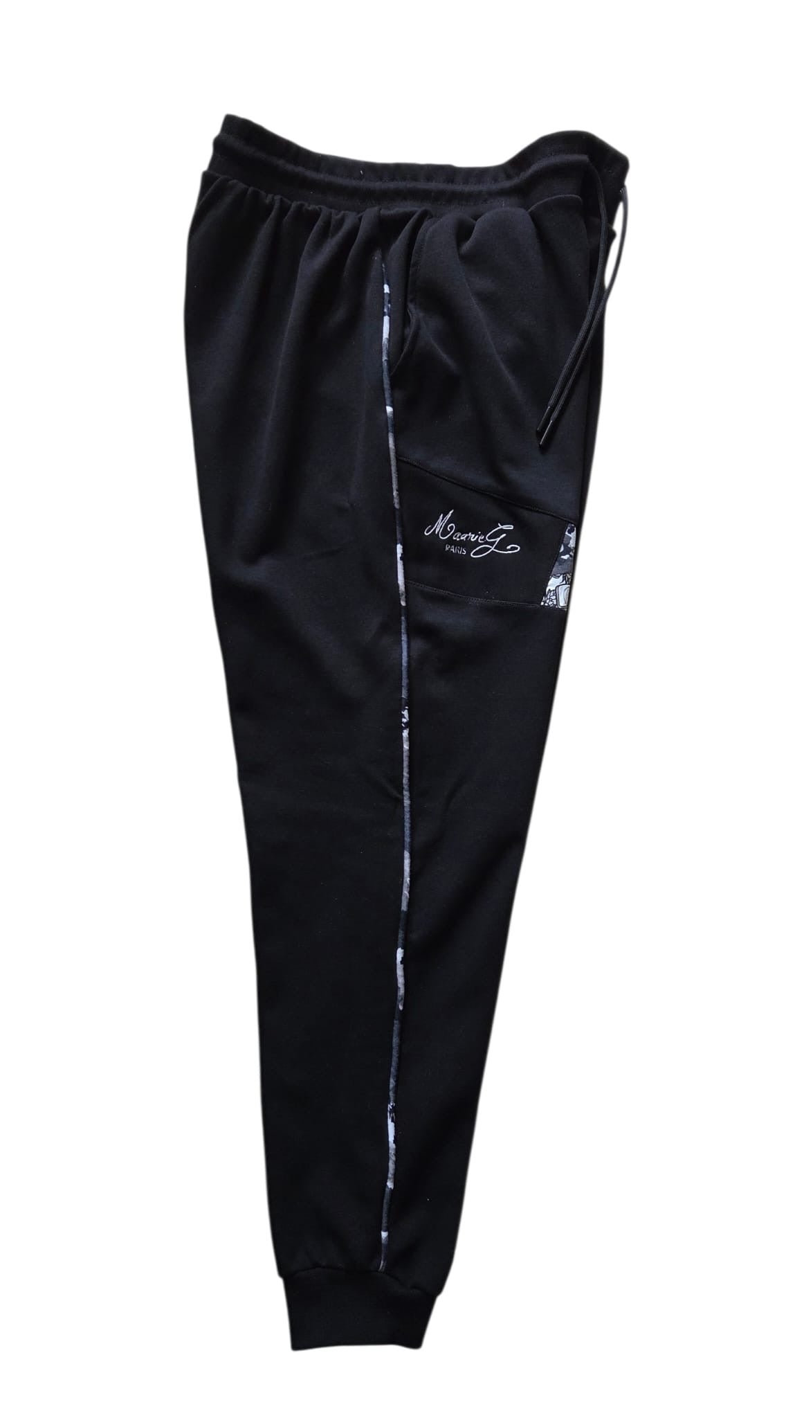 Ensemble jogging MaarieG